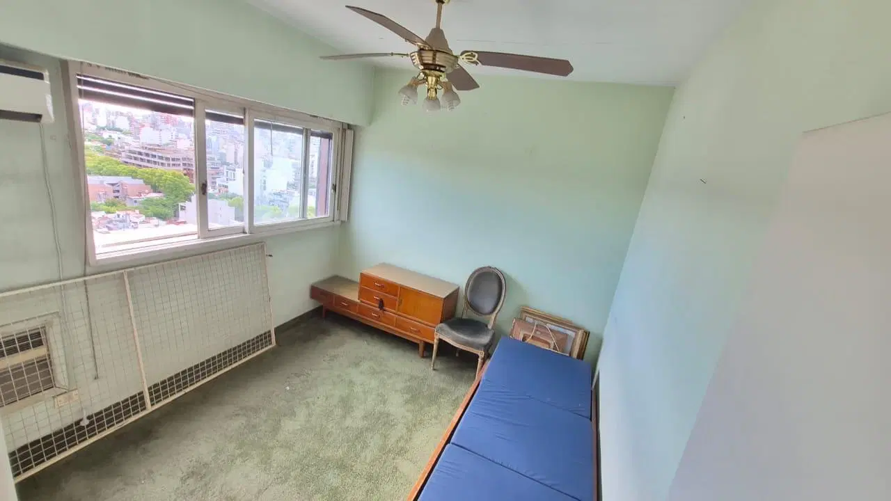 Venta departamento 3 ambientes 101 m2 con cochera en Parque Chacabuco 2