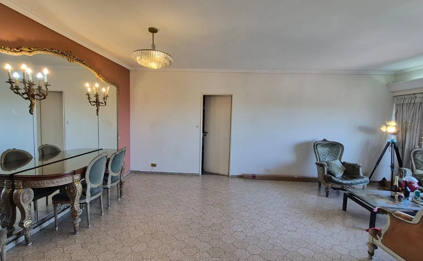 Venta departamento 3 ambientes 101 m2 con cochera en Parque Chacabuco 3