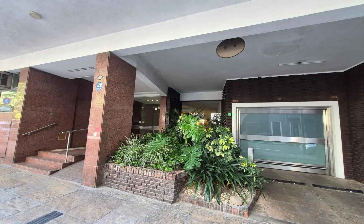 Venta departamento 3 ambientes 101 m2 con cochera en Parque Chacabuco 5