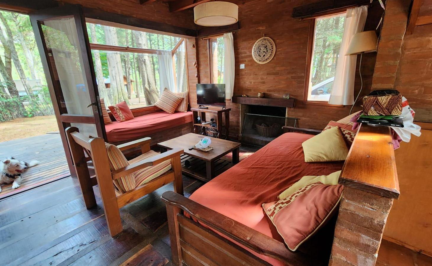 Foto de Venta Casa 3 ambientes parrilla y jacuzzi en Mar de las Pampas, imagen 2