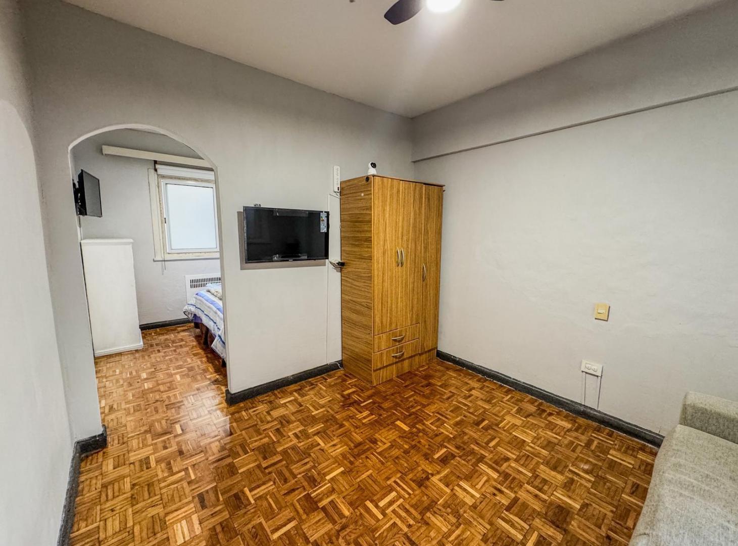 Foto de Venta Oficina de 33 m2 con 2 despachos en Retiro, imagen 5