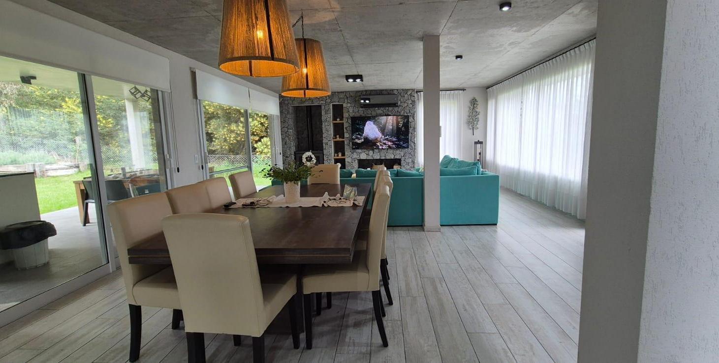 Foto de Venta Casa 6 ambientes con balcón terraza y cochera en Golf II Costa, imagen 4