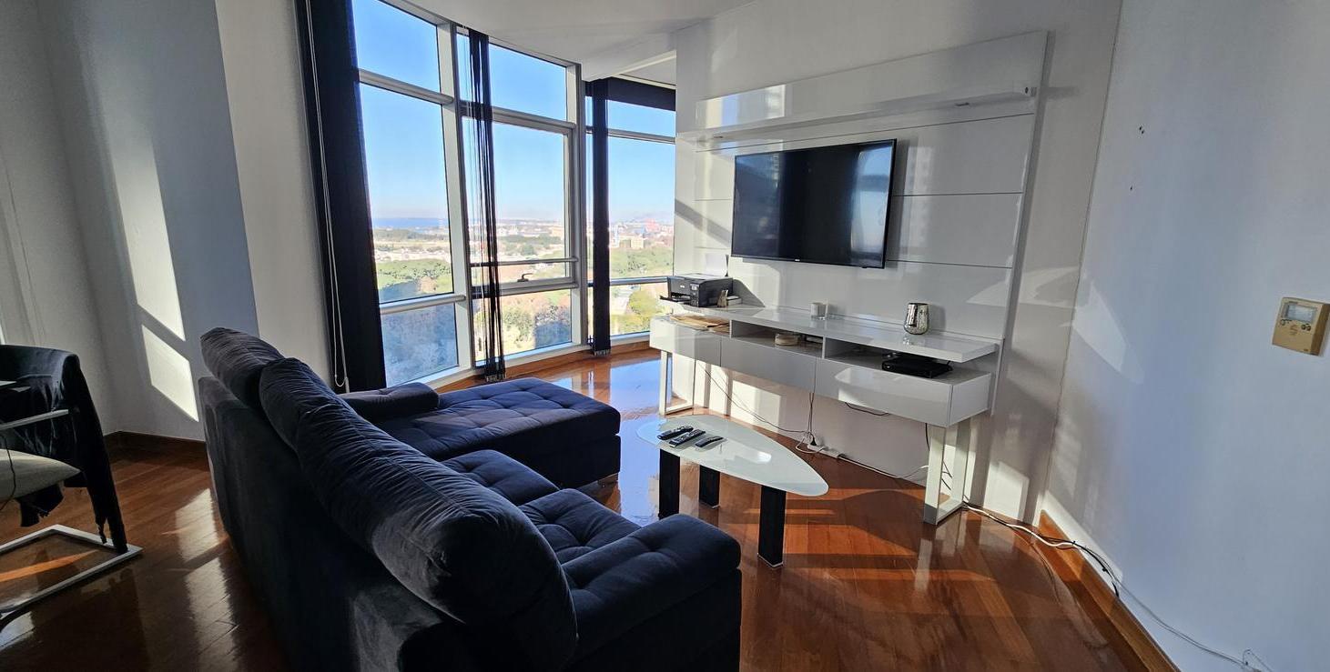 Foto de Venta departamento 2 ambientes con vista al río y cochera en Mulieris, imagen 2