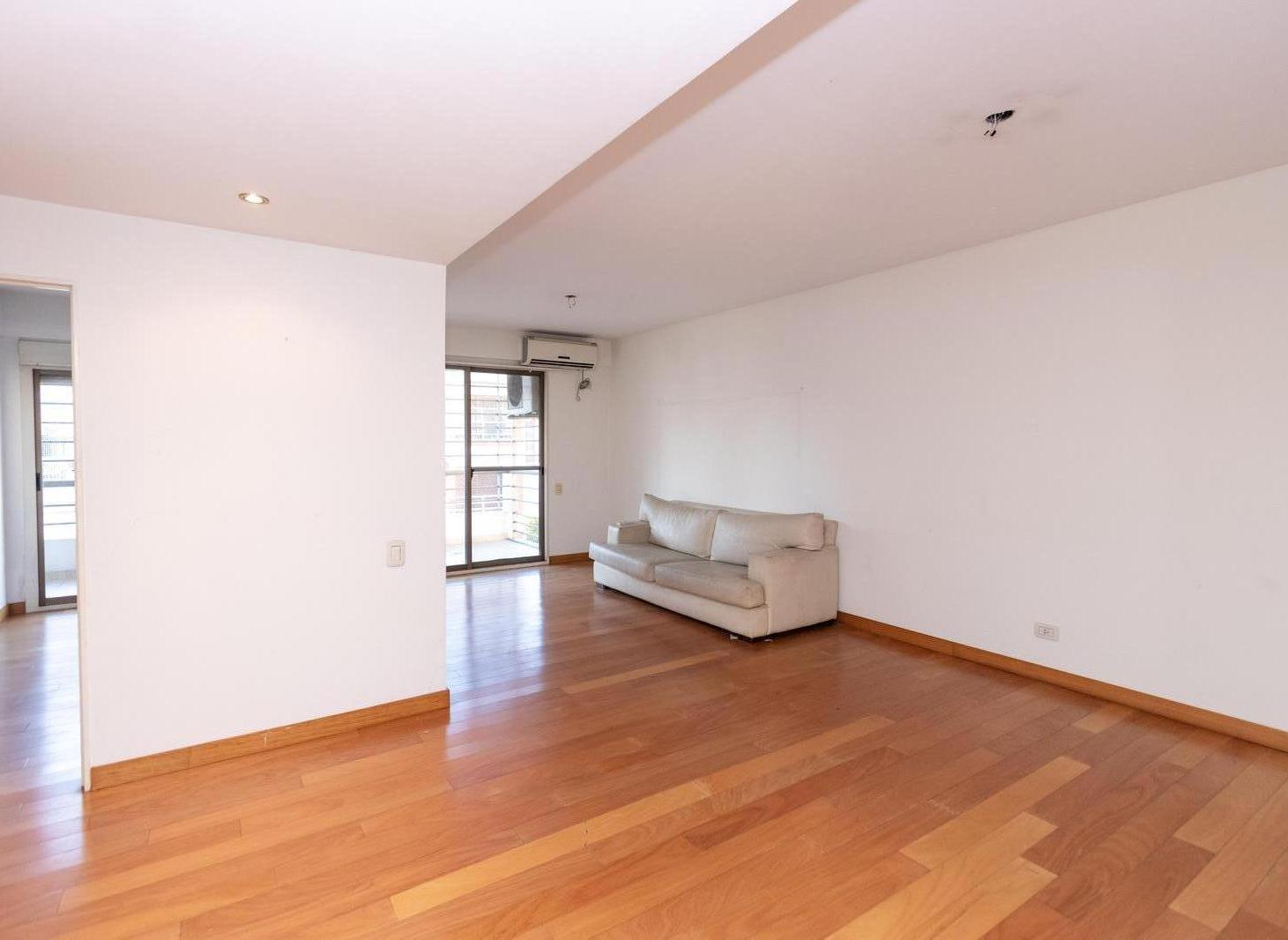 Foto de Venta departamento 3 ambientes con balcón amplio 2 cocheras en Caballito, imagen 3