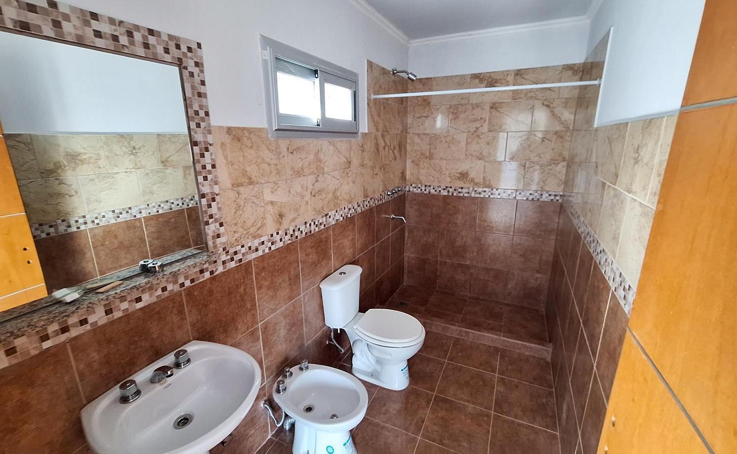Foto de Venta Monoambiente tipo loft de 89 m2 cochera y parque en Colón Entre, imagen 5