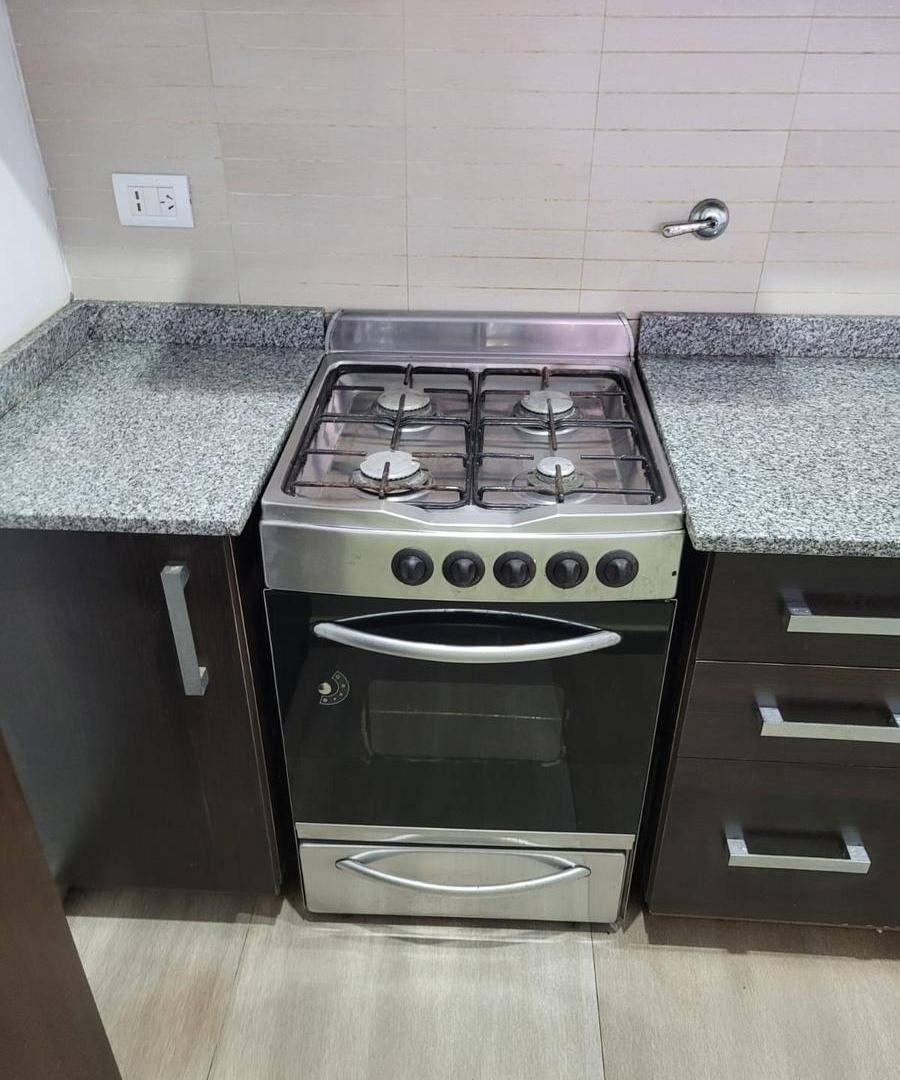 Foto de Venta PH 3 ambientes con parrilla y patio en Quilmes, imagen 5