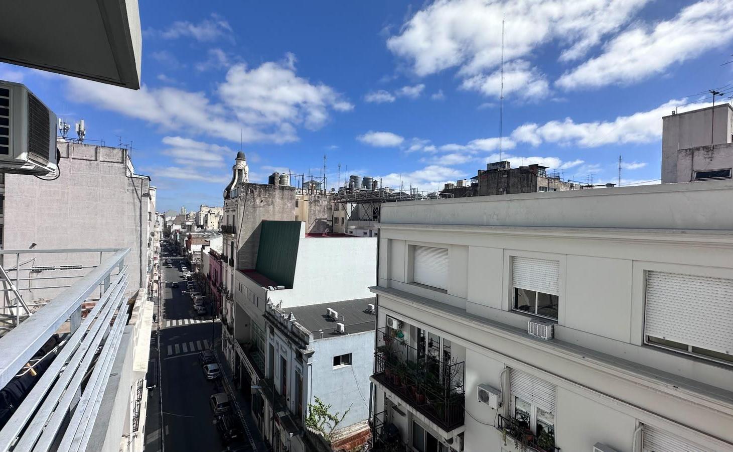 Foto de Venta monoambiente 35 m2 con balcón en Monserrat, imagen 3