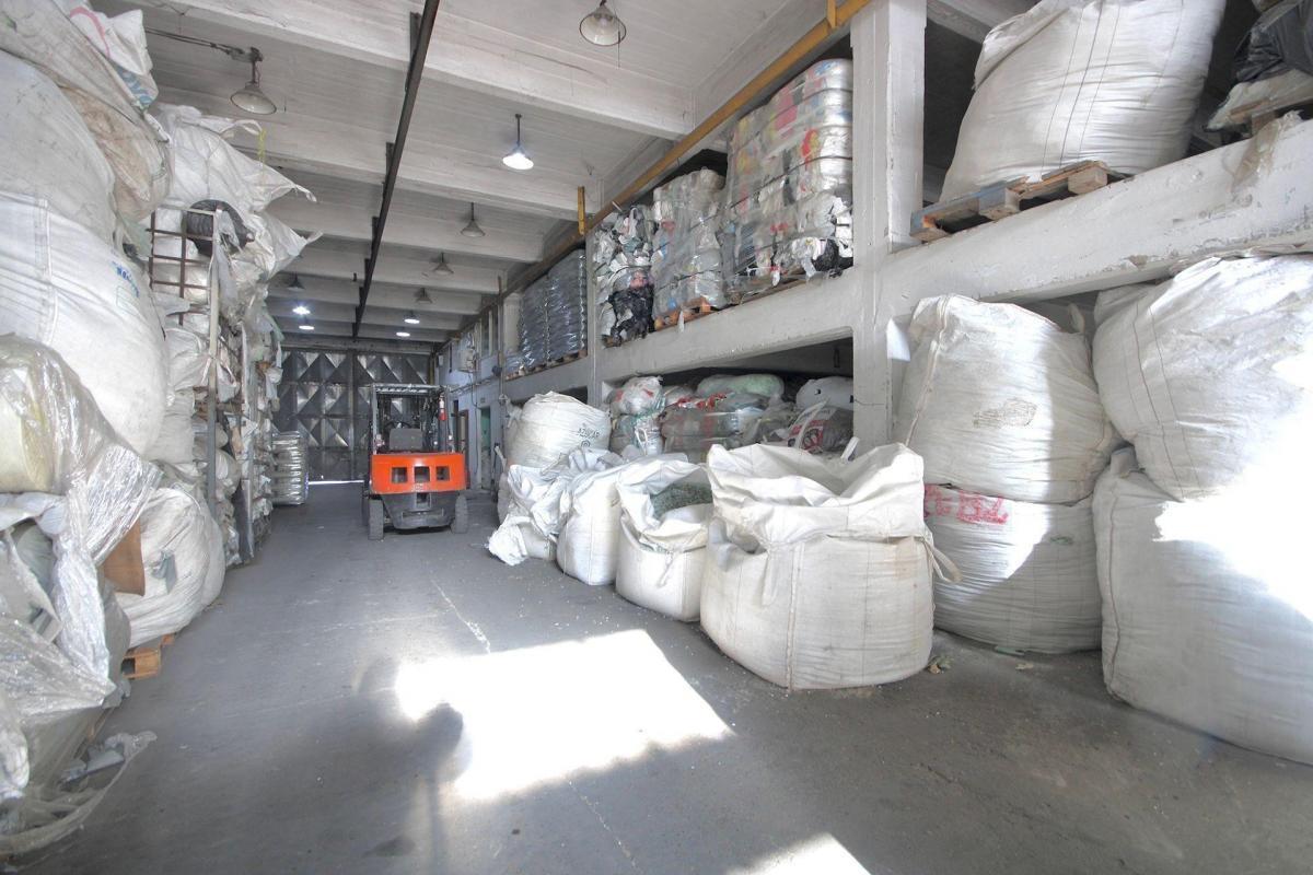 Foto de Venta Nave Industrial 1.465 m2 en Villa Dominico Avellaneda, imagen 1