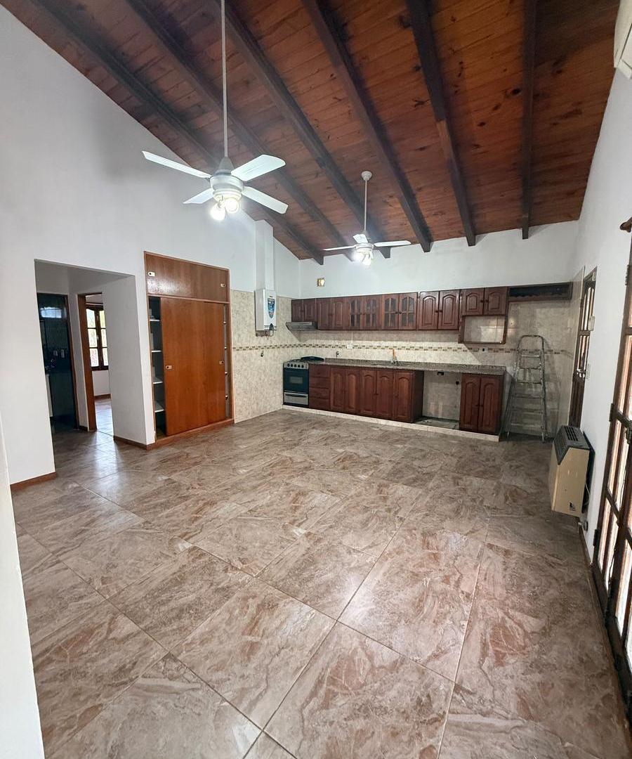 Foto de Alquiler Casa 4 ambientes con pileta en San Sebastian Pilar, imagen 4