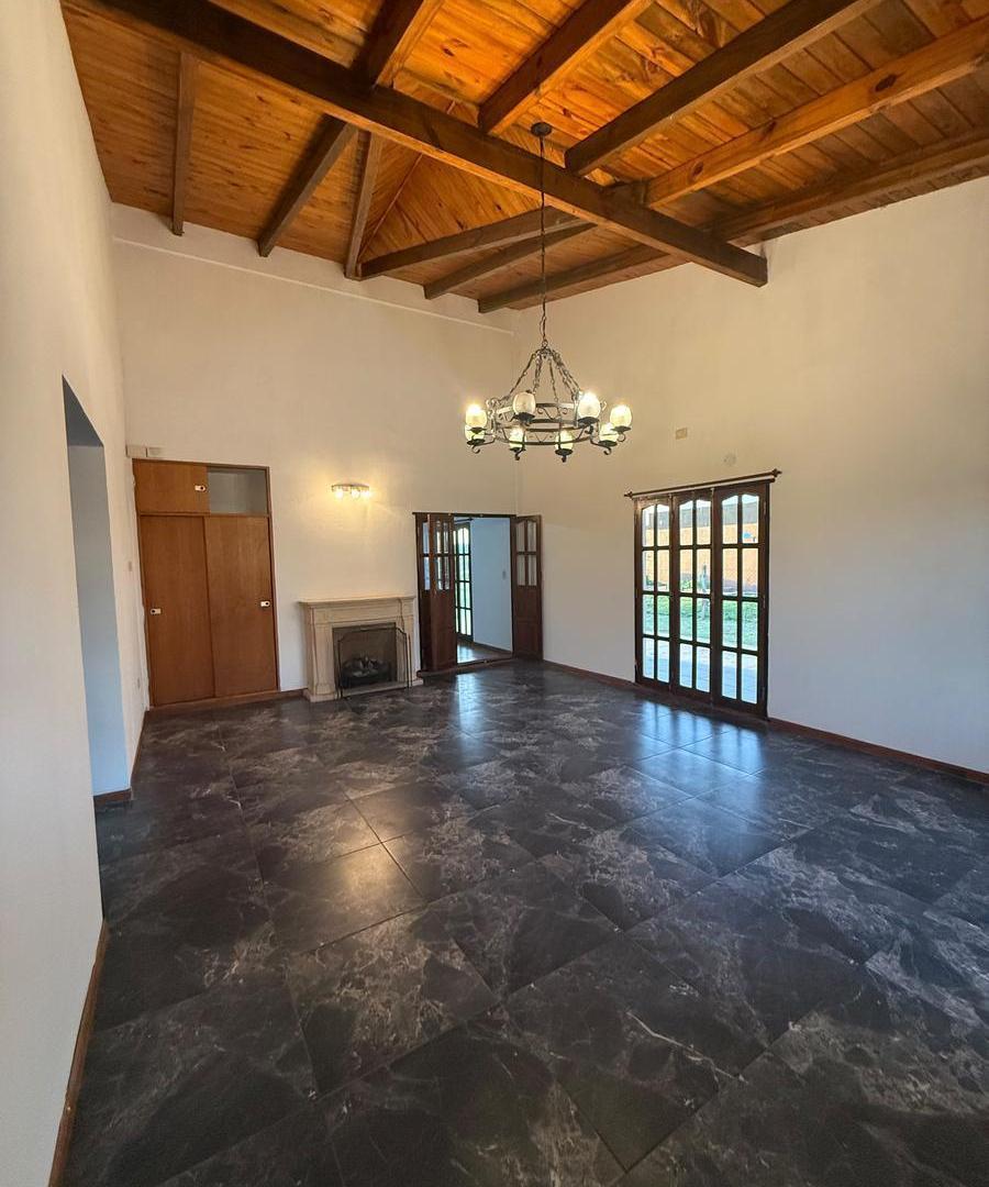 Foto de Alquiler Casa 4 ambientes con pileta en San Sebastian Pilar, imagen 5