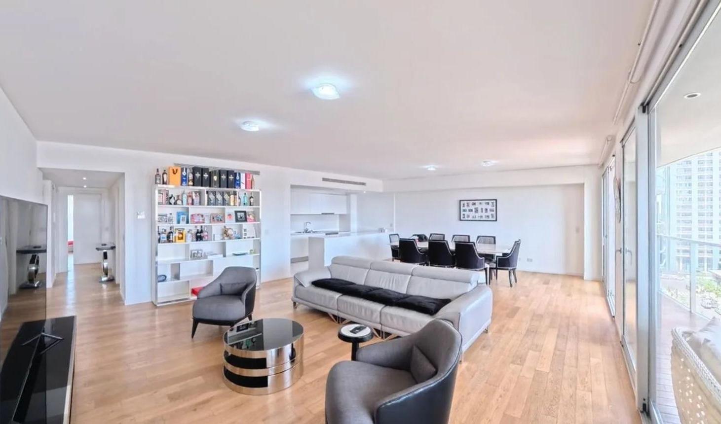 Foto de Venta departamento 4 ambientes con 217 m2 balcón en Torre Harbour, imagen 3