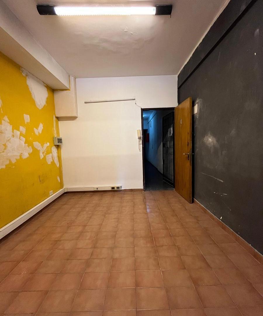 Foto de Oficina/ consultorio 30m2 con recepción - Apto profesional, imagen 4
