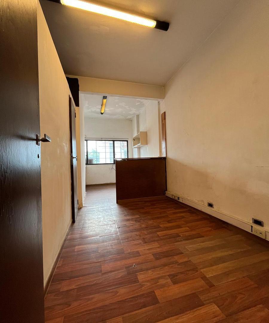 Oficina/ consultorio 30m2 con recepción - Apto profesional