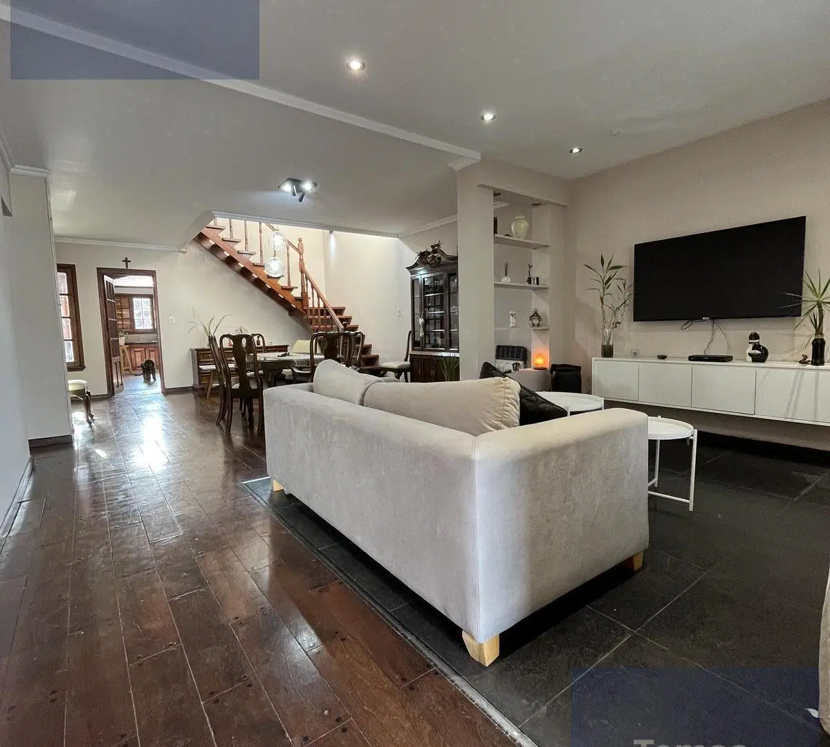 Casa Apta Crédito sobre Lote Propio | 221 m² Cubiertos, 4 Dormitorios, Parque y Quincho | Quilmes 5