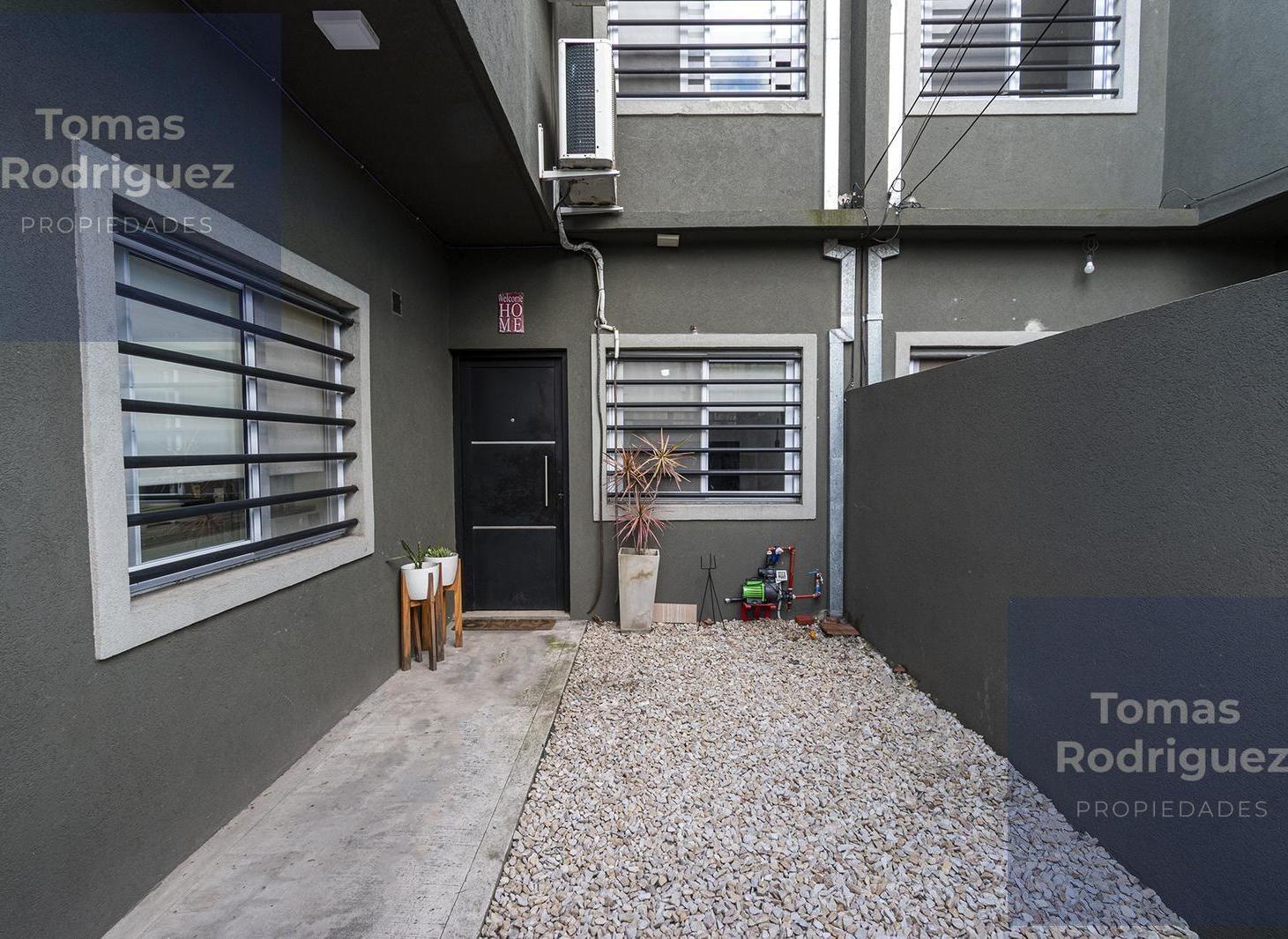 Foto de Dúplex de 3 Ambientes con Guardacoche | Sin Expensas | Apto Crédito |, imagen 4