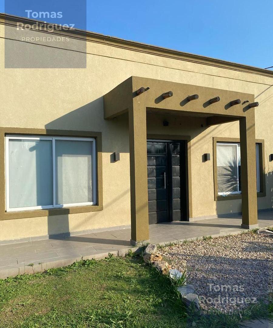 Foto de Casa Quinta En Venta | 3 Dormitorios | Piscina 7x3 | Parrilla |, imagen 3