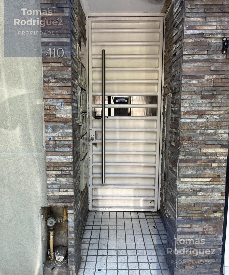 Foto de Amplio Monoambiente con Patio y A/A | Planta Baja | Zona Plaza Conesa, imagen 3