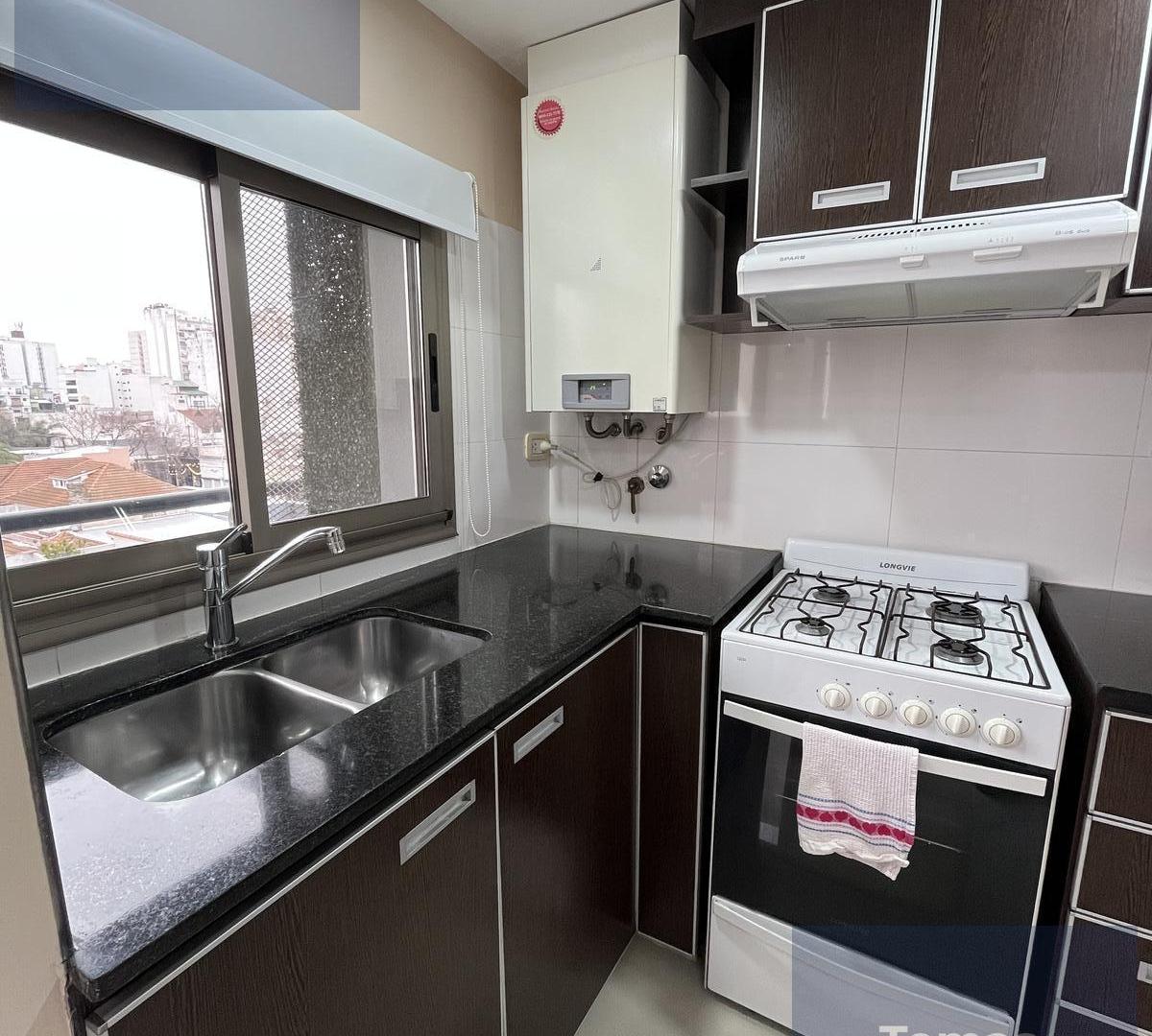 Foto de 2 Ambientes en Alquiler con 2 Balcones, Cochera Cubierta Y Suite, imagen 3