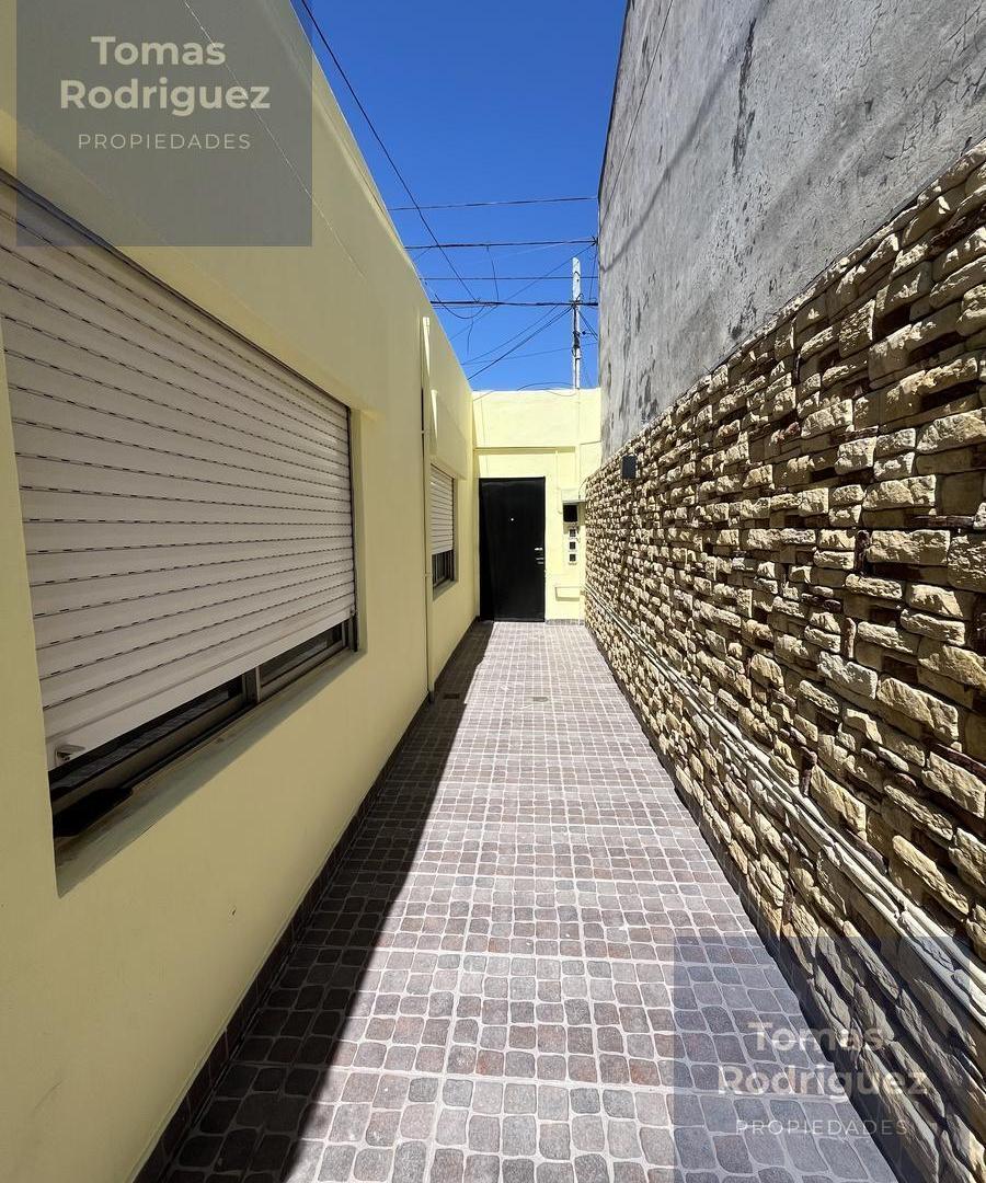 Foto de 2 Ambientes Reciclado a Nuevo con Patio Propio y Sin Expensas |, imagen 3
