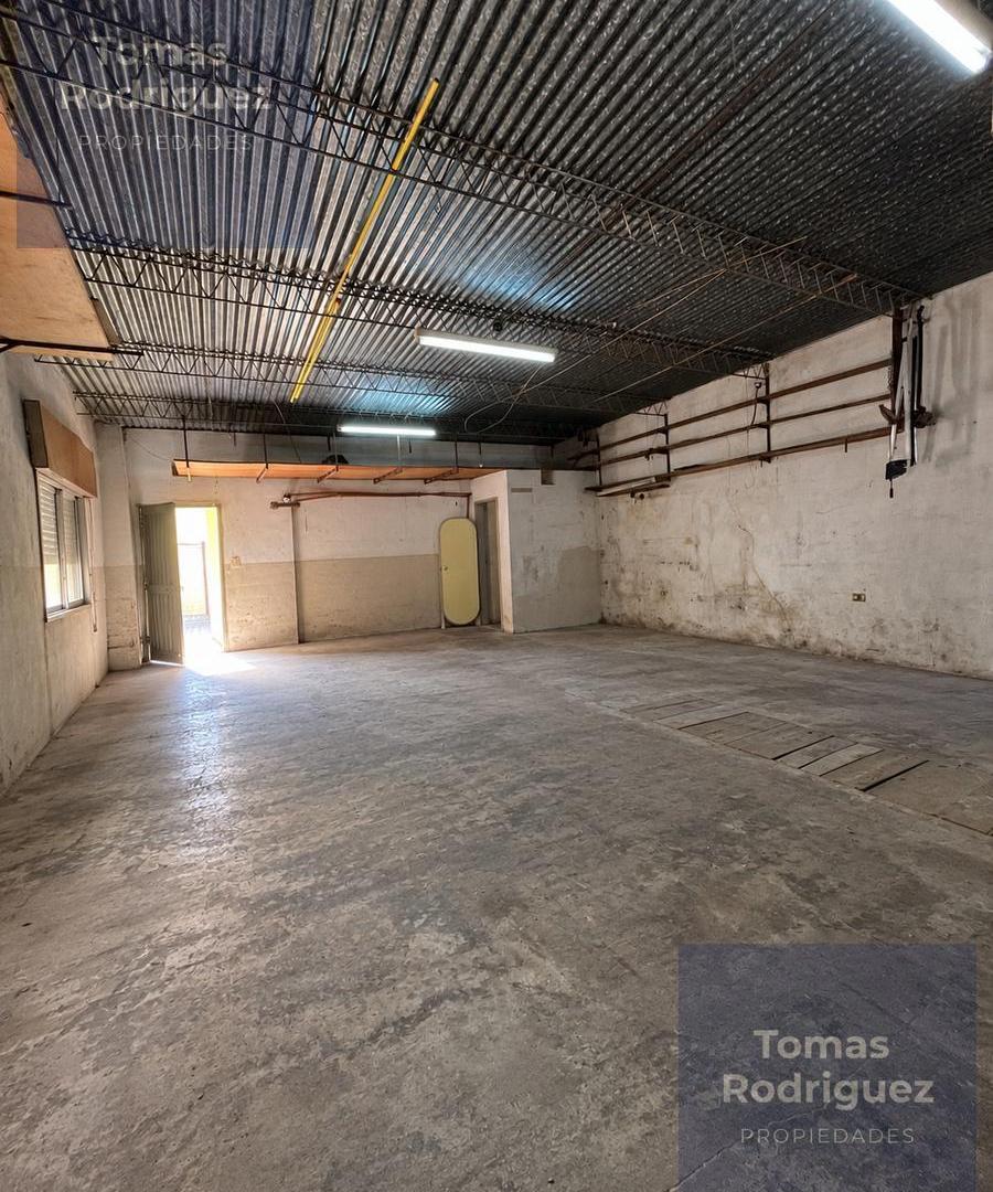 Foto de Galpón / Depósito en Alquiler – 55 M² Cubiertos – Con Fosa y Sin, imagen 1
