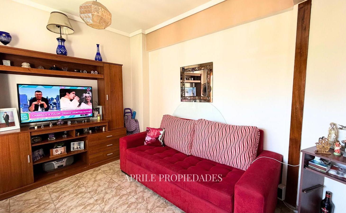 Departamento 2 Ambientes muy luminoso en Venta con cochera - Zona La Perla