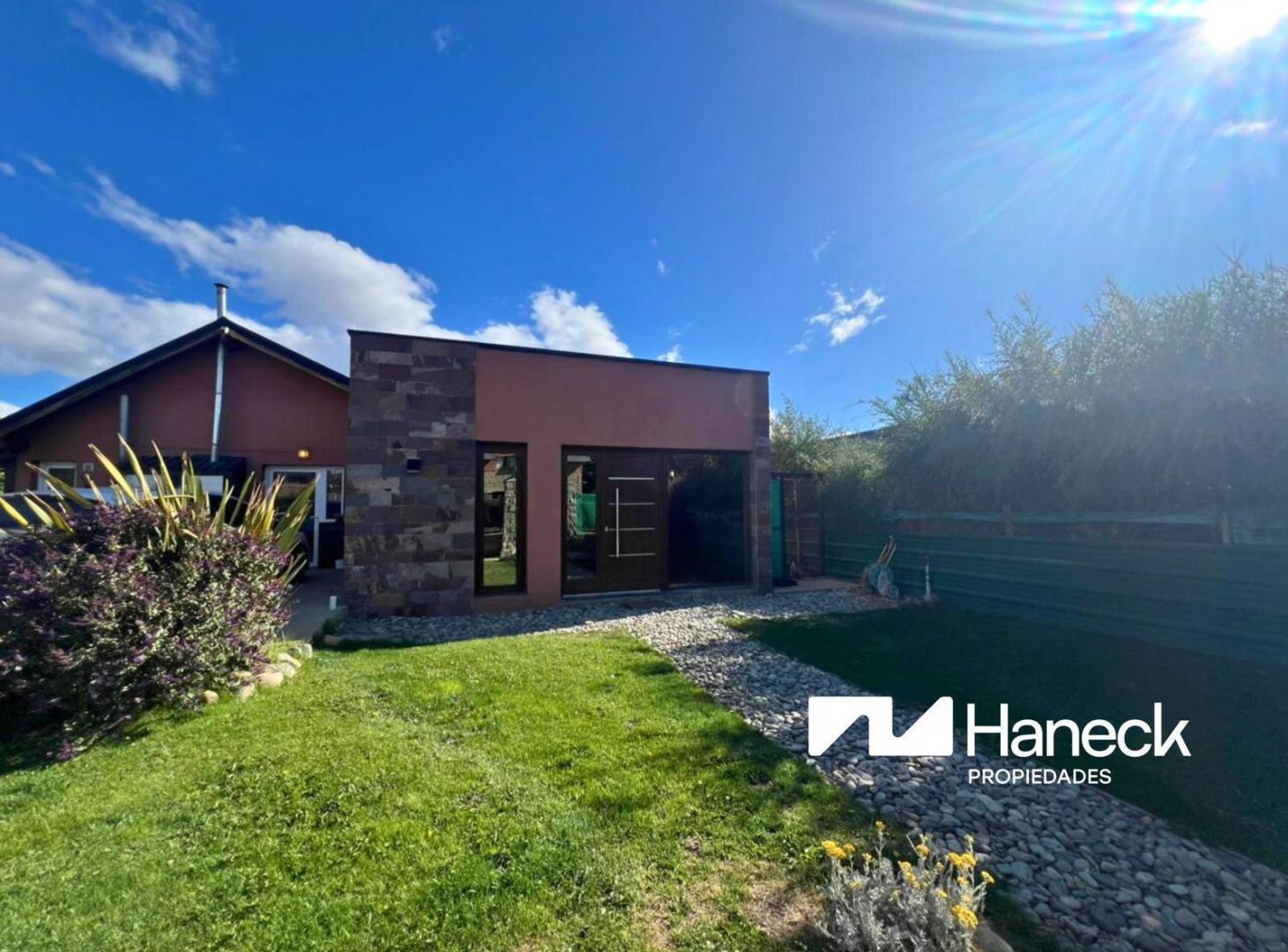 VENTA Casa 3 dormitorios, en una planta, Dina huapi