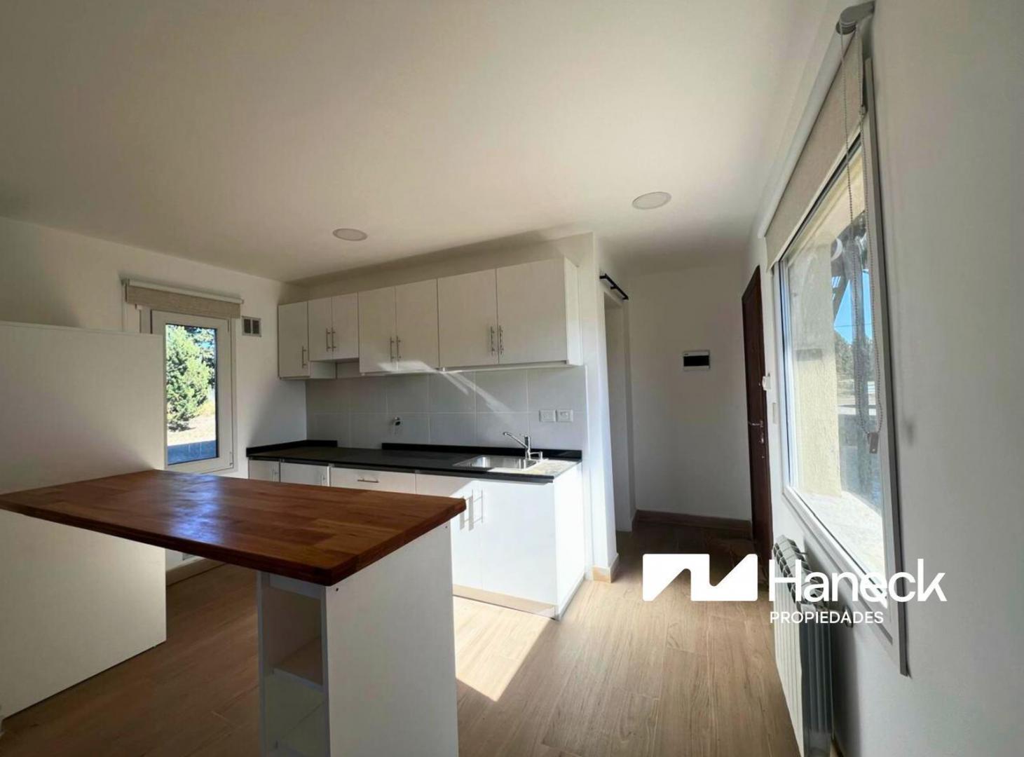 Foto de ALQUILER Departamento en Dina Huapi, imagen 1