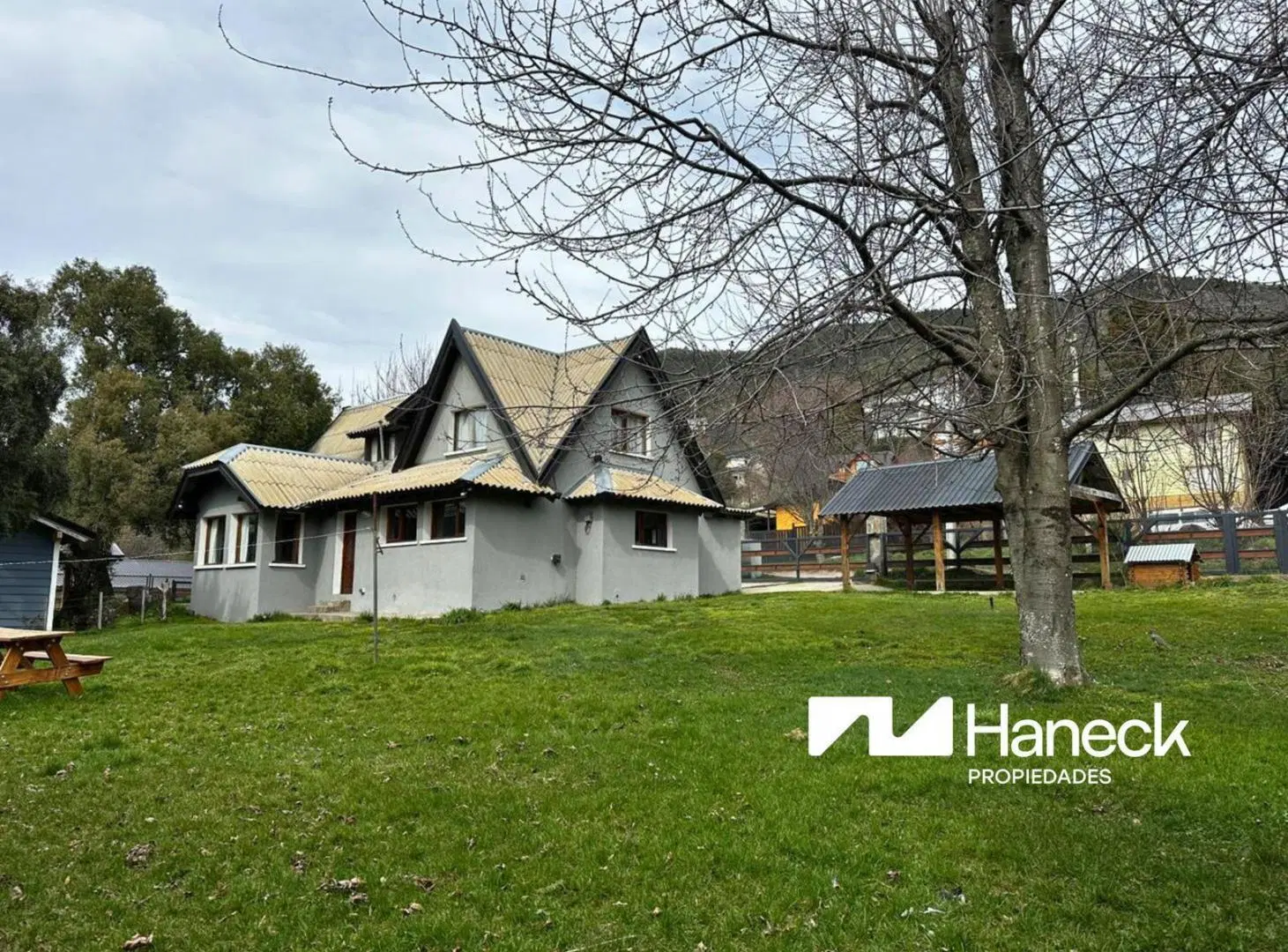 Casa amoblada en Alquiler permanente, San Carlos de Bariloche 3
