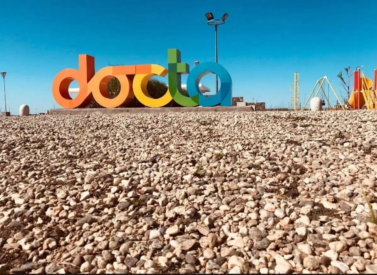 Venta Lote 360m2 Apto Duplex en Docta Avenida 8