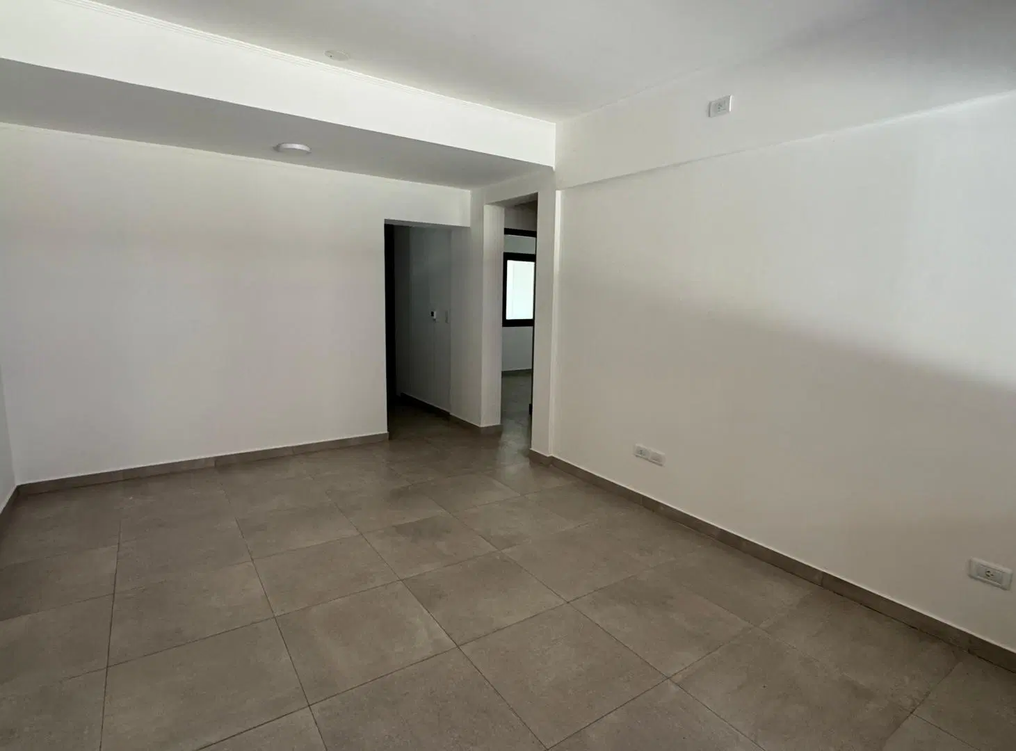 Departamento de 2 dormitorios en alquiler en Chacras de Coria 4