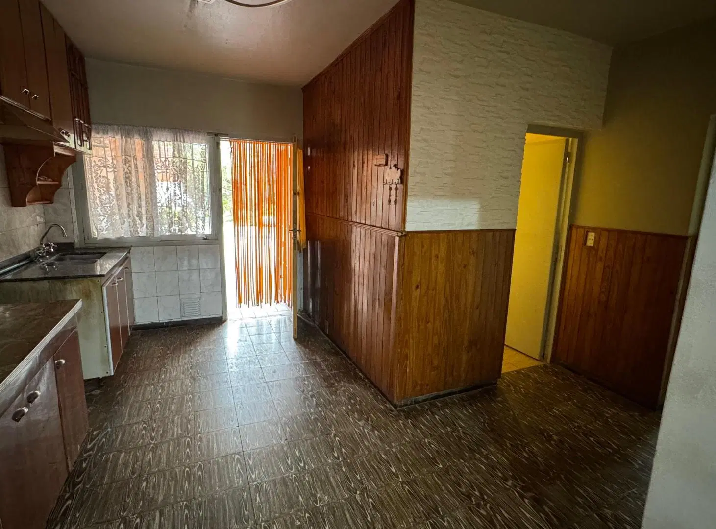 Casa en venta en Godoy Cruz 3 dormitorios 772m2 terreno 178m2 cubiertos 4