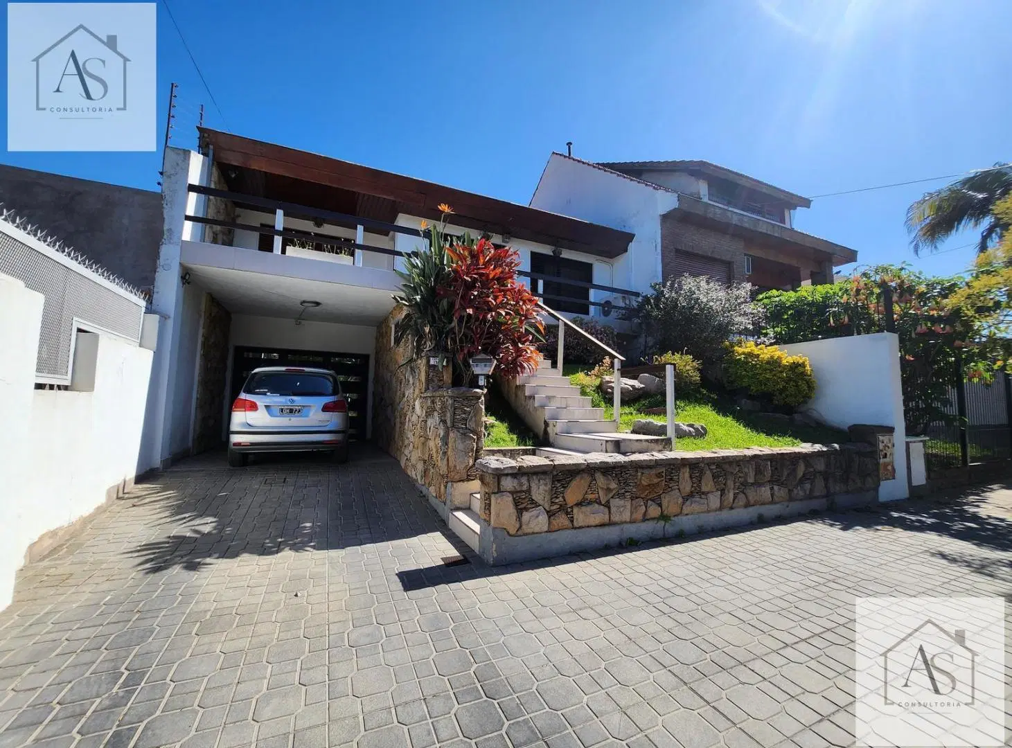 Venta Casa 5 ambientes Ramos Mejia con Pileta y Quincho 8
