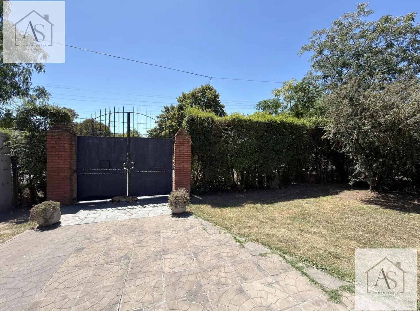 Venta Casa 3 ambientes Udaondo Ituzaingo Parque pileta 5