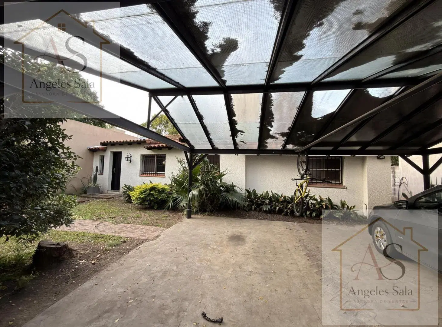 Casa 4 ambientes Hurlingham Barrio Ingles Pileta y Parque 4