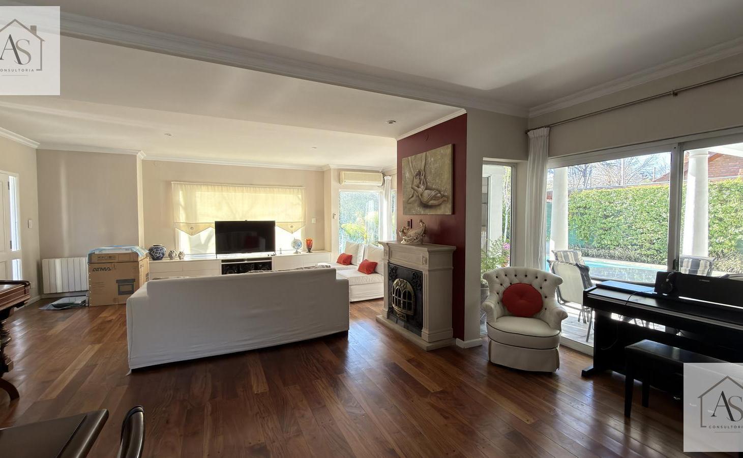 Foto de CASA ESTILO FRANCÉS DE 4 AMBIENTES + ALTILLO EN COUNTRY SAN MIGUEL DE, imagen 4
