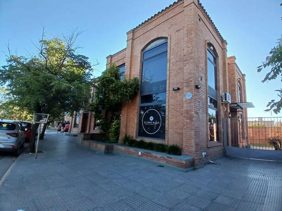 VENTA LOCALES COMERCIALES BARRIO LAS ROSAS 3