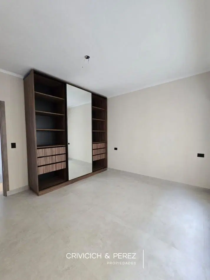 VENTA CASA 4 AMBIENTES SAN JOSE MAR DEL PLATA 5