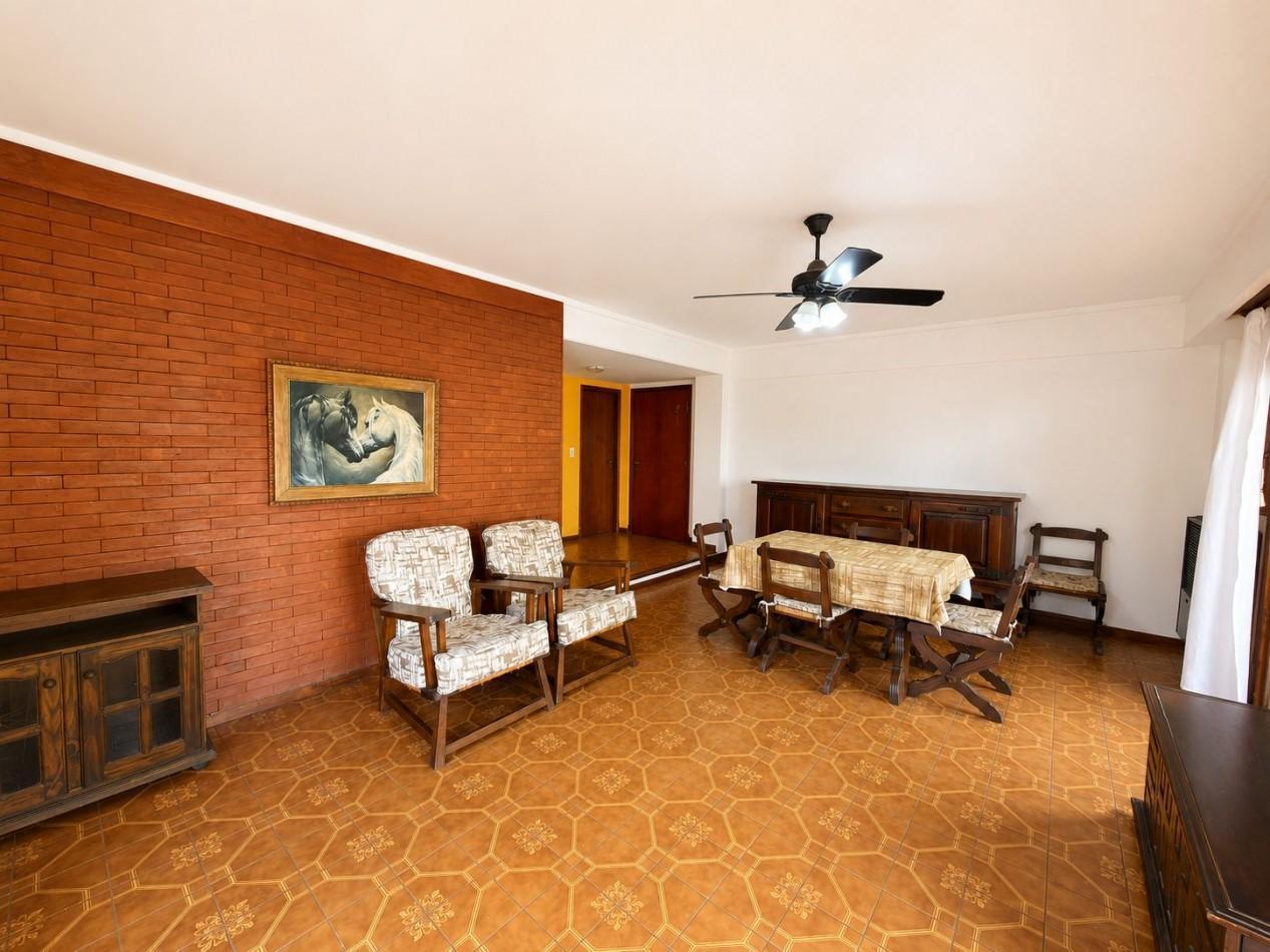Foto de VENTA · SEMIPISO 5 AMBIENTES CON COCHERA · PUNTA MOGOTES, imagen 4