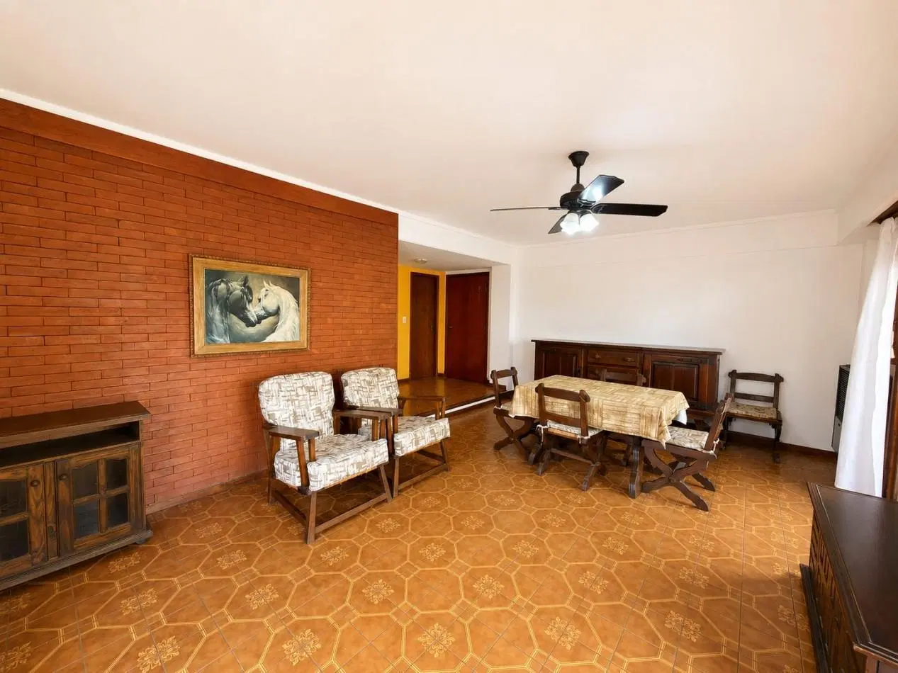 VENTA · SEMIPISO 4 AMBIENTES · PUNTA MOGOTES · A 100 METROS DEL PARADOR WAIKIKI 3