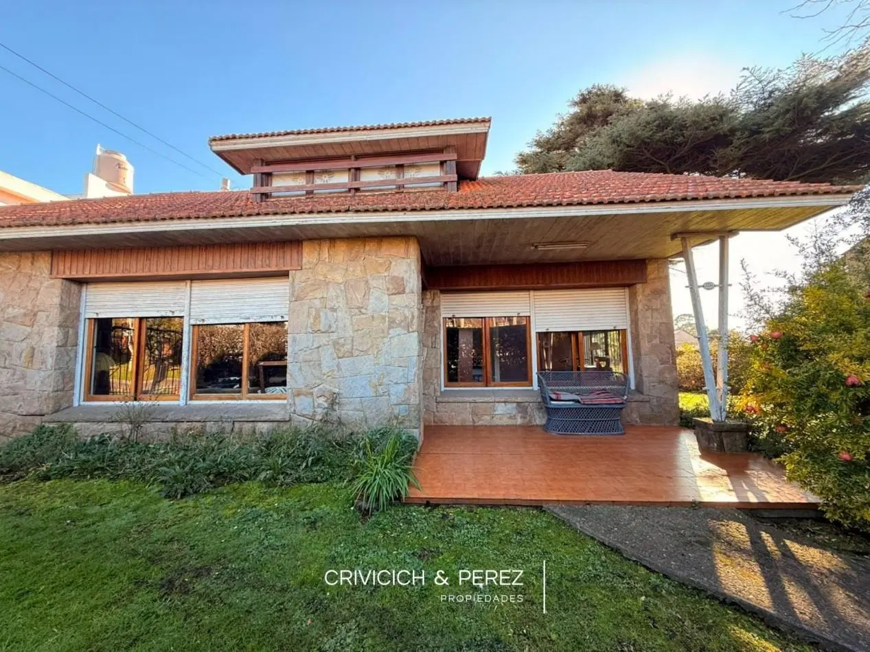 VENTA · CHALET EN PH CON PARQUE · COLINAS DE PERALTA RAMOS · MAR DEL PLATA 2