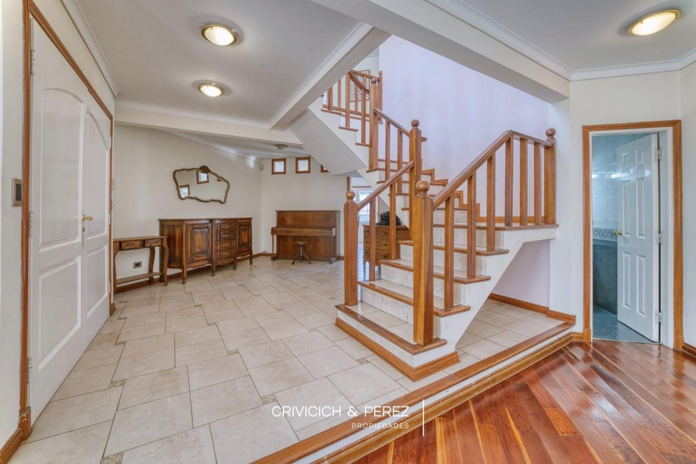 Foto de CHALET 5 AMBIENTES - BARRIO SAN CARLOS, imagen 2