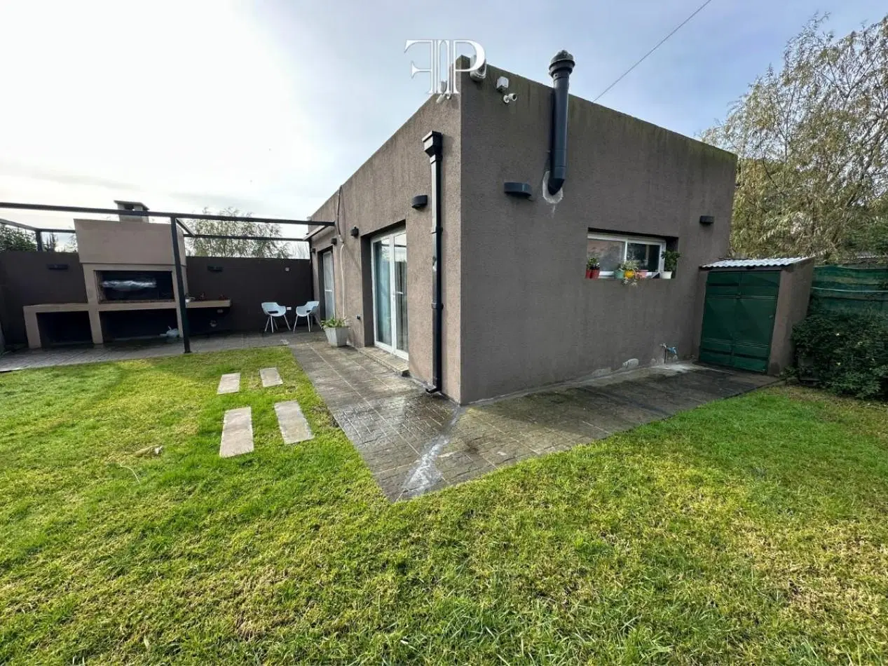 Casa en Zona Los Acantilados 2