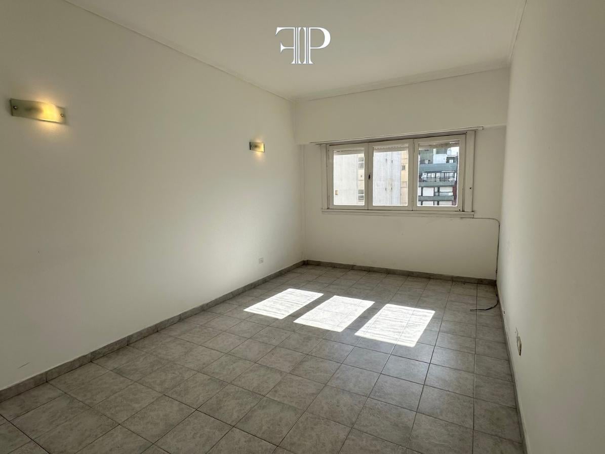 Foto de Alquiler Departamento en Zona Plaza Colon, imagen 5