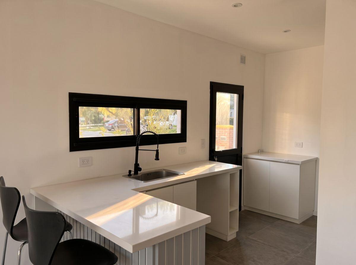 Foto de Casa a Estrenar de 4 Ambientes en San Ramón, Pilar del Este, imagen 4