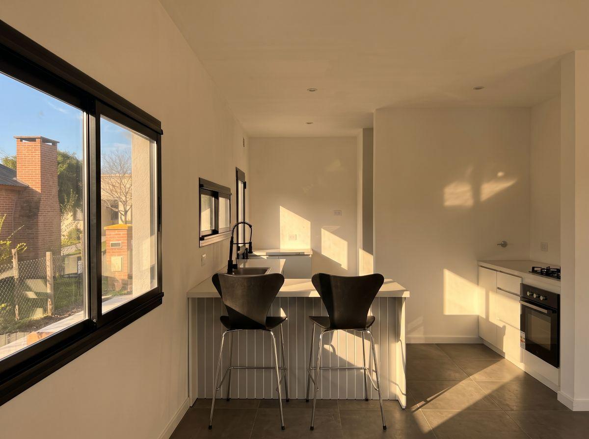 Foto de Casa a Estrenar de 4 Ambientes en San Ramón, Pilar del Este, imagen 1