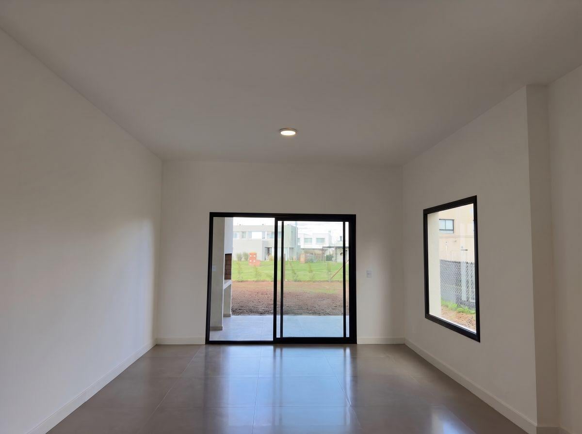 Foto de Casa a Estrenar de Estilo Contemporáneo en Santo Tomás, imagen 2