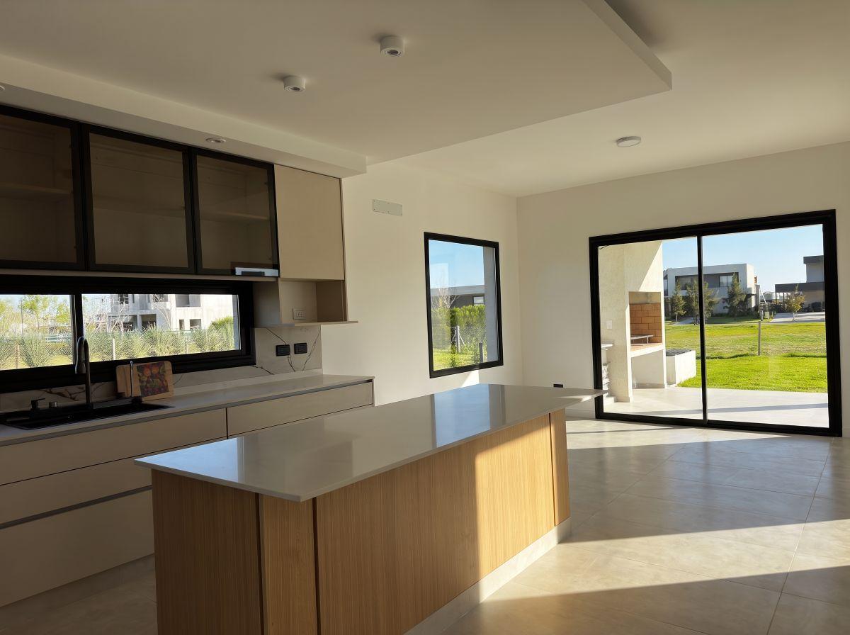 Foto de Casa a Estrenar de Estilo Racionalista en El Naudir, Escobar, imagen 2