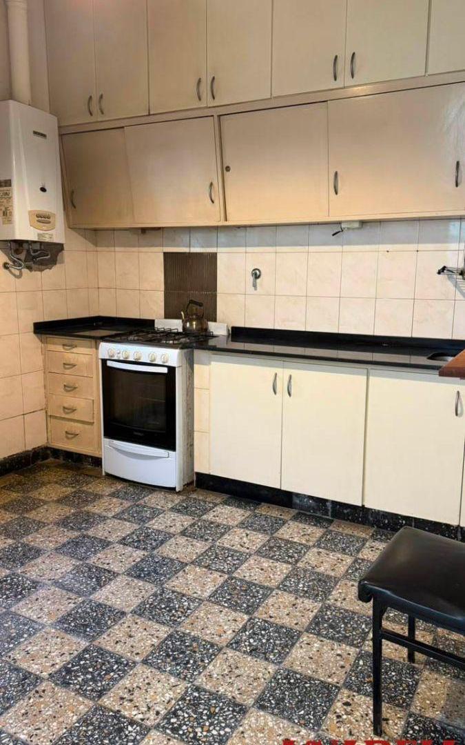 Foto de AMPLIA CASA FAMILIAR EN ALQUILER, imagen 4