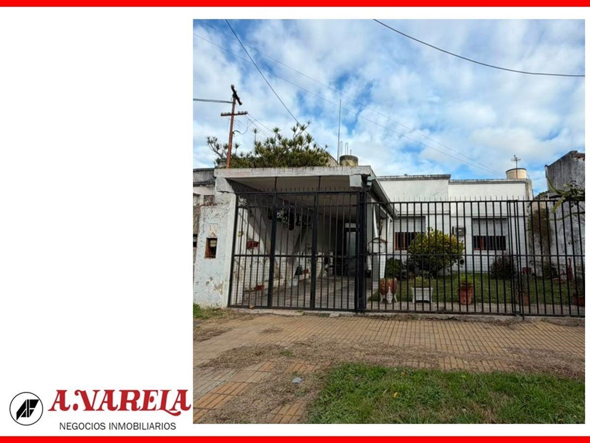 Foto de AMPLIA CASA FAMILIAR EN ALQUILER, imagen 2