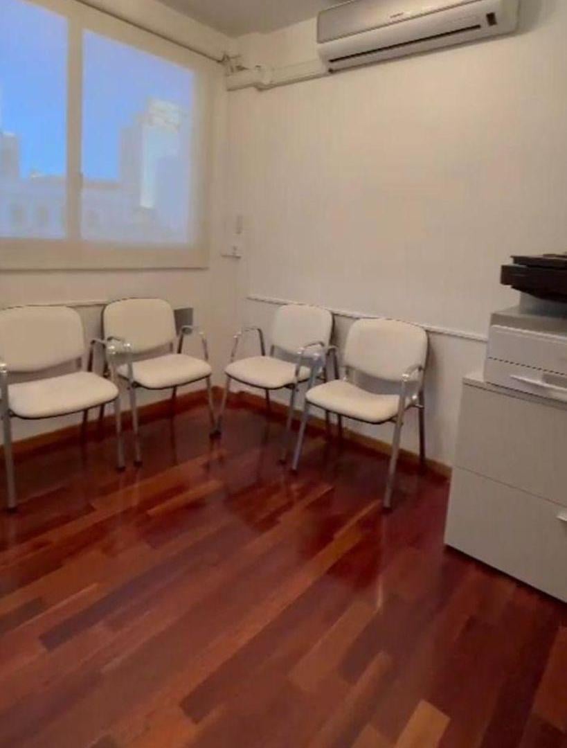 Oficina en venta - Calle 8 e/ 48 y 49, La Plata